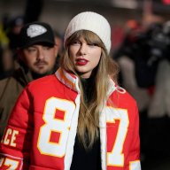 taylor swift travis kelce